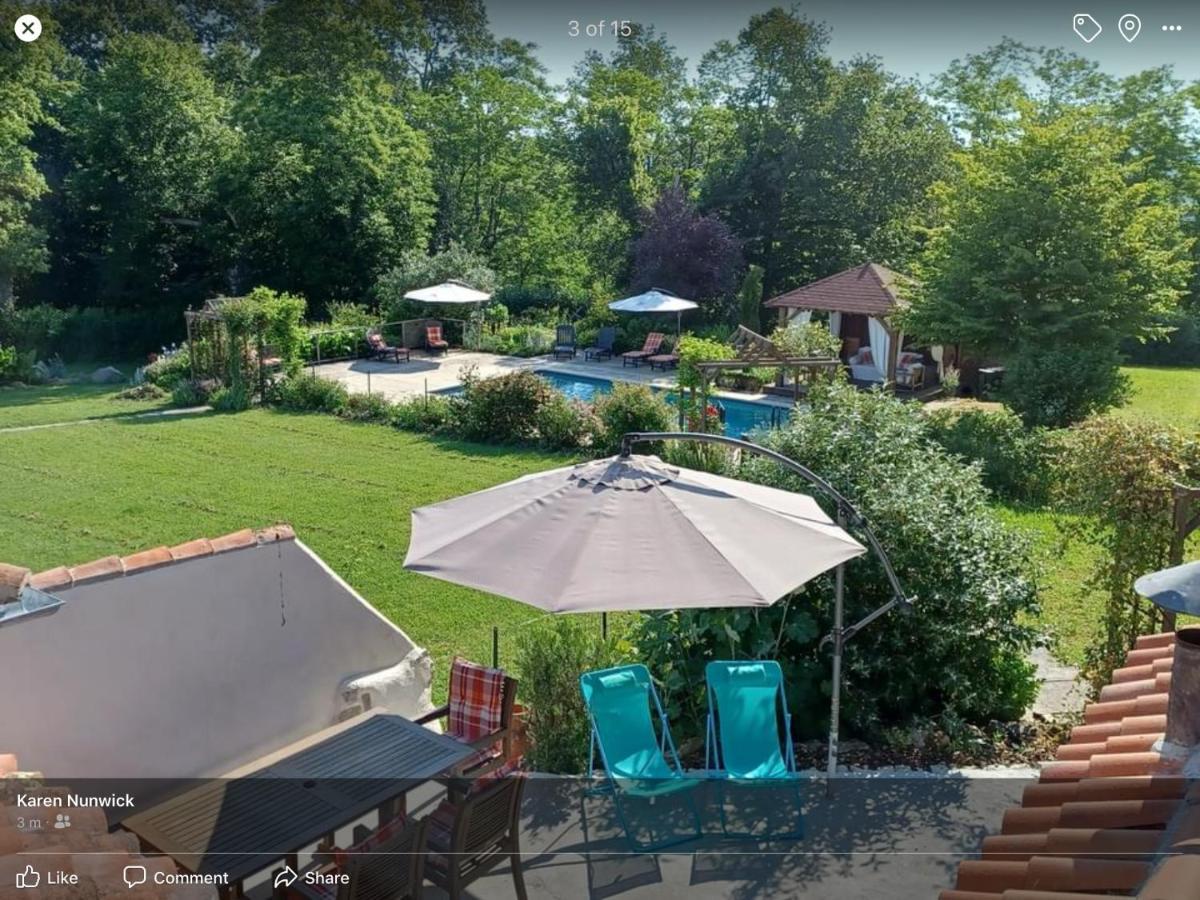 Hostal La Grange Terrou Saint-Germain-de-Confolens Exterior foto