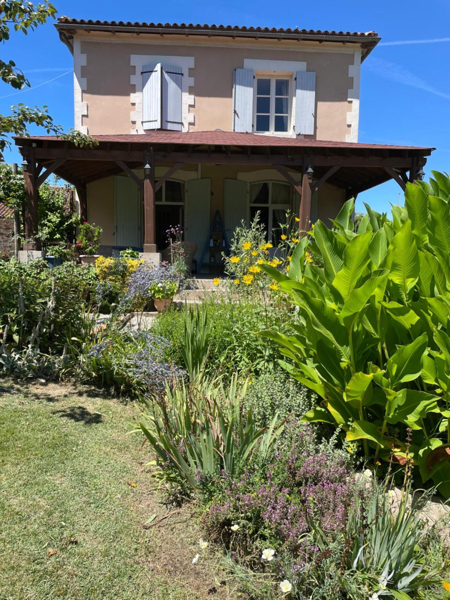 Hostal La Grange Terrou Saint-Germain-de-Confolens Exterior foto